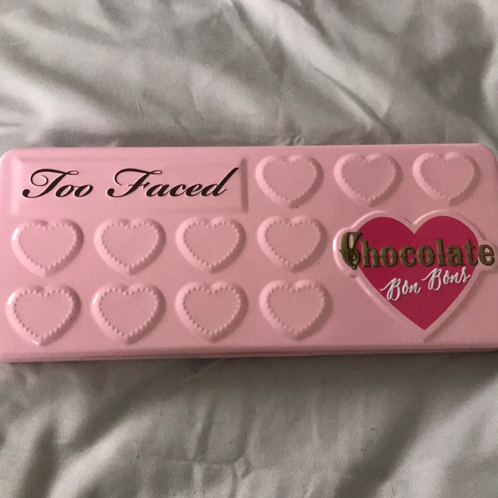 Too faced eyeshadow palette